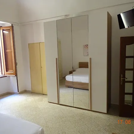 Casa Aurora Daire Gallipoli